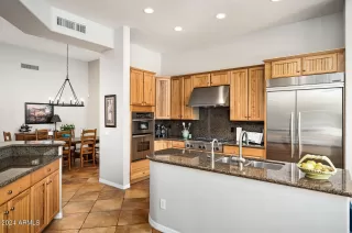 Photo #2: 6643490 Listing 