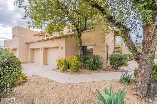 MLS: 6643650 Condo For Sale