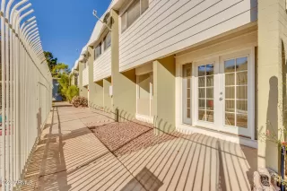 Photo #3: 6643719 Listing