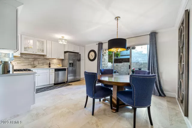 MLS: 6644119 Condo For Sale