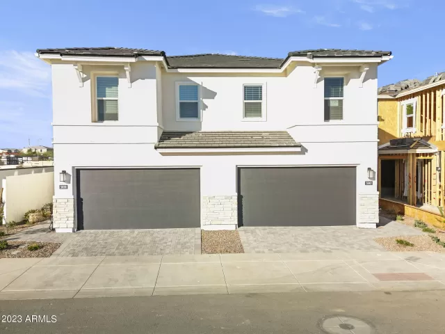 MLS: 6644135 Condo For Sale