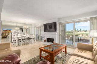 Photo #2: 6644359 Listing