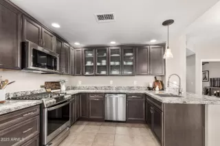 Photo #1: 6644500 Listing