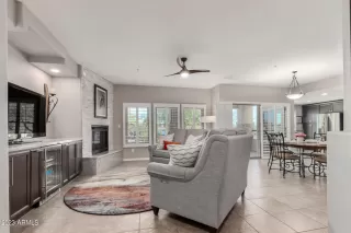 Photo #3: 6644500 Listing