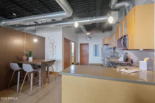 Photo #6: 6644536 Listing 