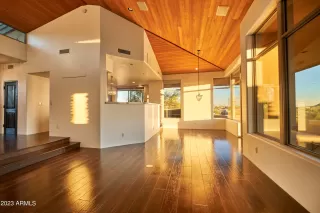 Photo #3: 6644555 Listing