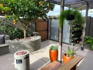 Photo #5: 6644714 Listing