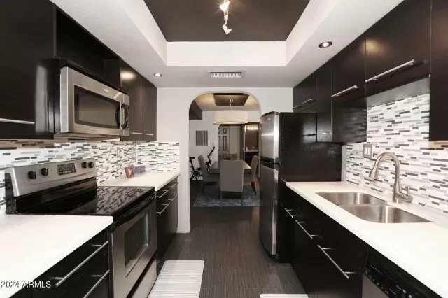 MLS: 6644849 Condo For Sale