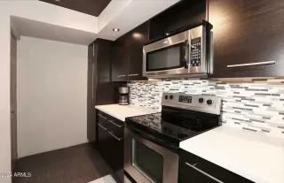 Photo #4: 6644849 Listing