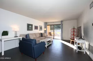 Photo #5: 6644849 Listing