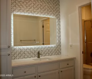 Photo #6: 6644908 Listing