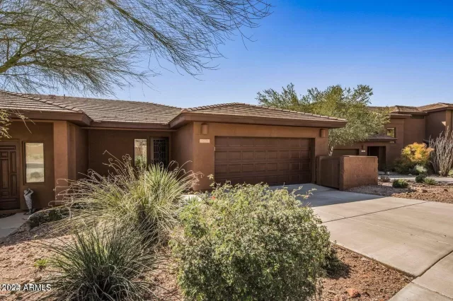 MLS: 6645116 Condo For Sale