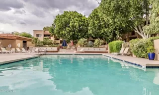 Photo #2: 6645217 Listing