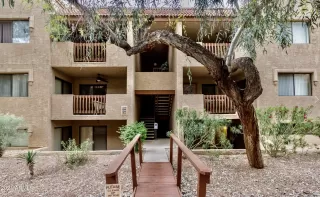 Photo #3: 6645217 Listing