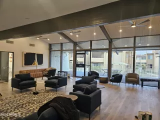 Photo #4: 6645524 Listing