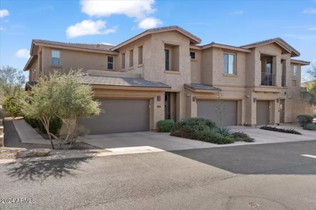 MLS: 6645587 Condo For Sale