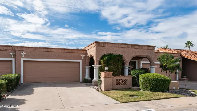 MLS: 6645627 Condo For Sale
