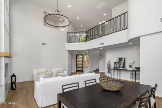 Photo #5: 6645699 Listing