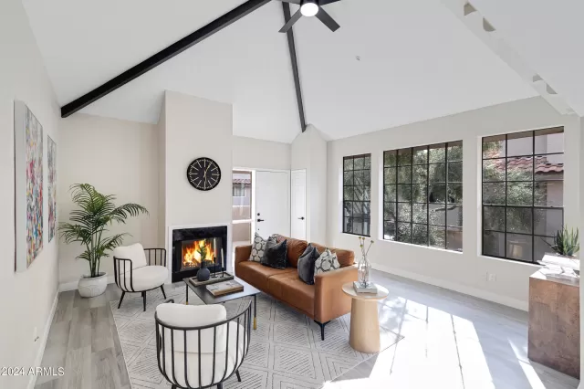 MLS: 6645700 Condo For Sale