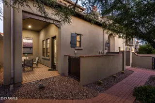 Photo #3: 6645710 Listing