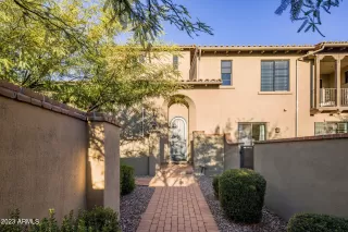 Photo #5: 6645710 Listing