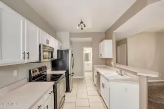 Photo #1: 6645733 Listing