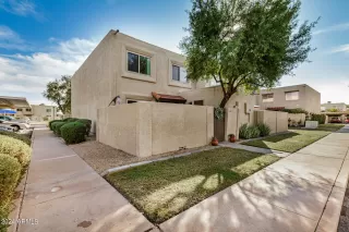 Photo #3: 6645782 Listing 