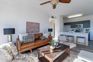 Photo #4: 6645813 Listing