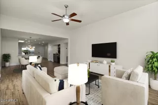 Photo #6: 6645827 Listing