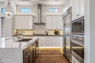 Photo #1: 6646027 Listing 