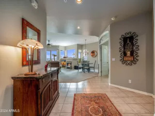 Photo #6: 6646230 Listing 