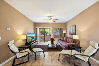 Photo #6: 6646288 Listing 