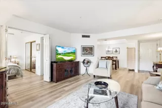 Photo #1: 6646504 Listing 