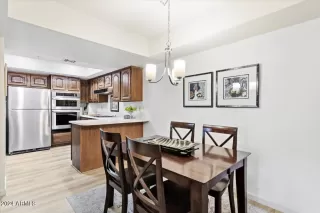 Photo #6: 6646504 Listing 