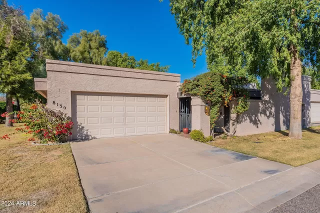 MLS: 6646642 Condo For Sale