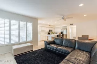 Photo #3: 6646642 Listing