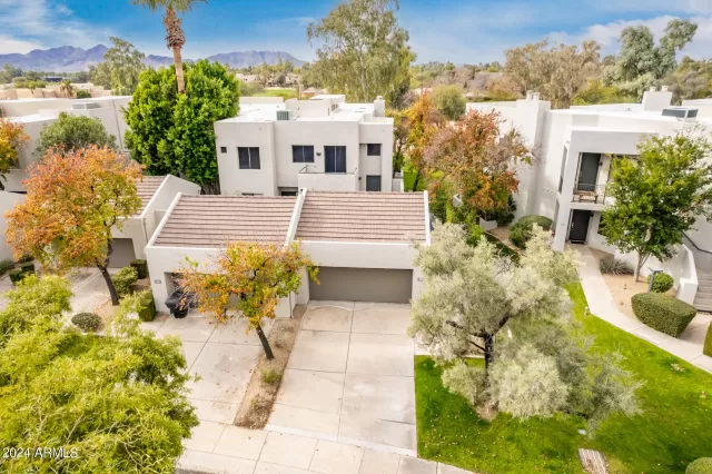 MLS: 6646705 Condo For Sale