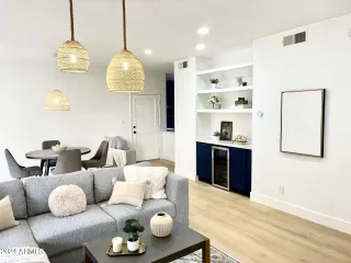 Photo #1: 6647198 Listing 