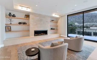 Photo #3: 6647230 Listing