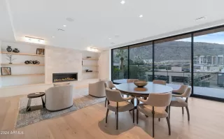 Photo #5: 6647230 Listing