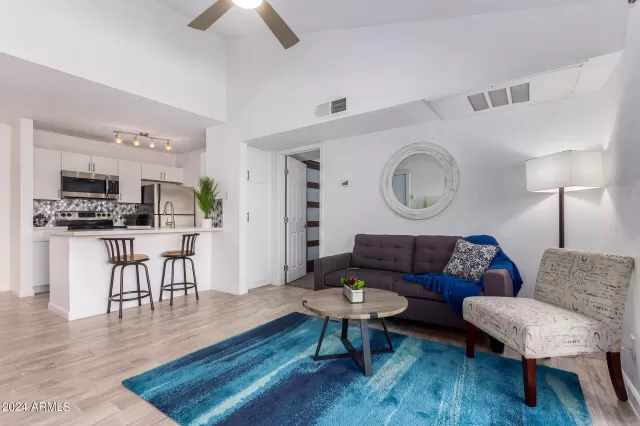 MLS: 6647515 Condo For Sale