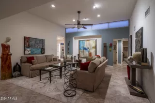 Photo #3: 6647590 Listing 