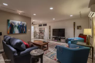 Photo #6: 6647590 Listing 