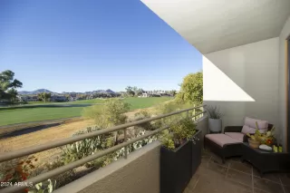 Photo #5: 6647660 Listing 