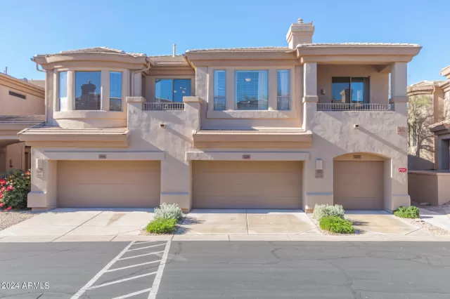 MLS: 6647785 Condo For Sale