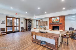 Photo #6: 6647888 Listing 