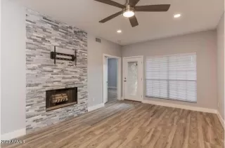 Photo #4: 6647973 Listing