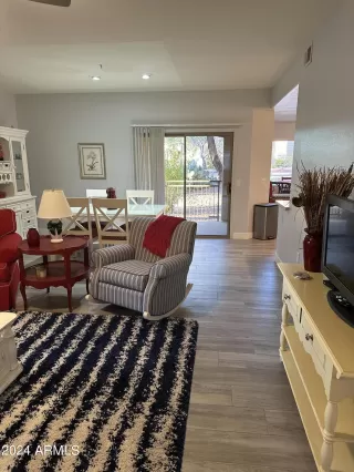 Photo #3: 6648065 Listing 