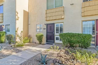 Photo #2: 6648204 Listing