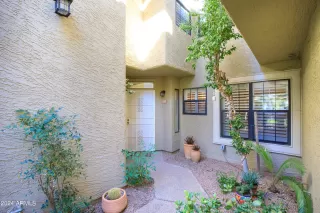 Photo #1: 6648336 Listing 